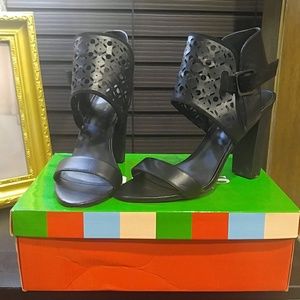 Black Java Sandal heels